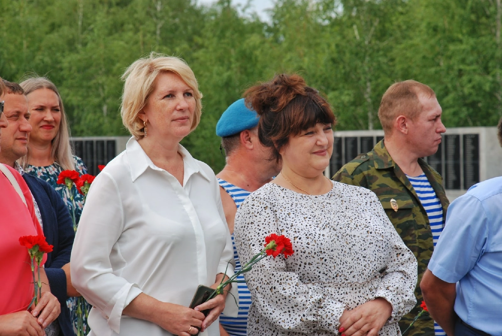 Погода минусинск на день. День ВДВ В Минусинске. Праздник день ВДВ Минусинске.